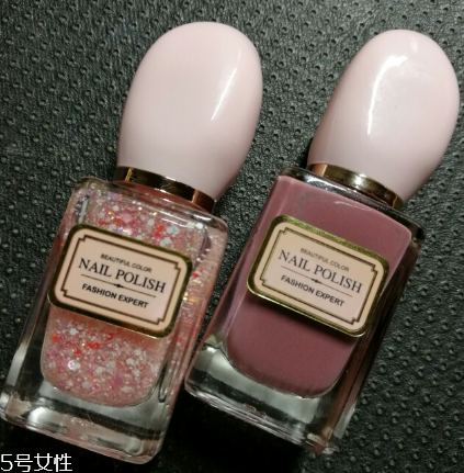 名創(chuàng)優(yōu)品指甲油奶茶色好看嗎 名創(chuàng)優(yōu)品指甲油測評 名創(chuàng)優(yōu)品指甲油奶茶色好看嗎 名創(chuàng)優(yōu)品指甲油測評