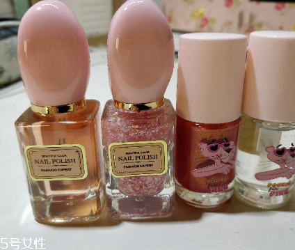 名創(chuàng)優(yōu)品指甲油奶茶色好看嗎 名創(chuàng)優(yōu)品指甲油測評 名創(chuàng)優(yōu)品指甲油奶茶色好看嗎 名創(chuàng)優(yōu)品指甲油測評