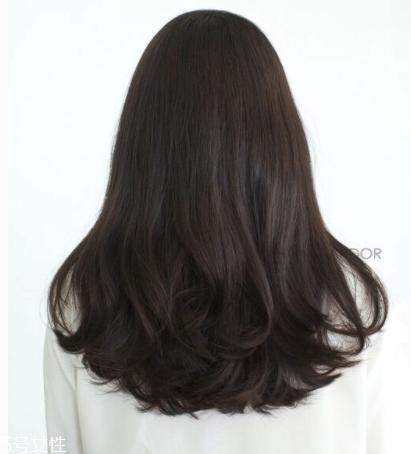 中長發(fā)燙發(fā)尾卷顯老嗎 長發(fā)燙發(fā)尾發(fā)型圖片2022 中長發(fā)燙發(fā)尾卷顯老嗎 長發(fā)燙發(fā)尾發(fā)型圖片2022