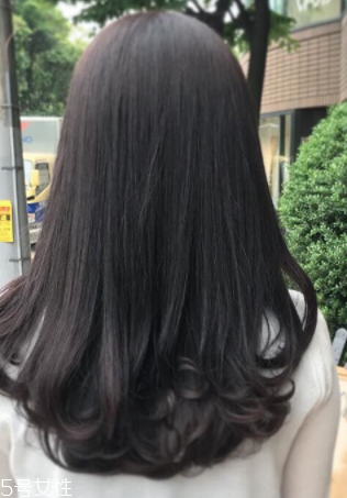 中長發(fā)燙發(fā)尾卷顯老嗎 長發(fā)燙發(fā)尾發(fā)型圖片2022 中長發(fā)燙發(fā)尾卷顯老嗎 長發(fā)燙發(fā)尾發(fā)型圖片2022