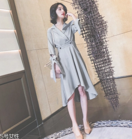 微胖女生穿什么裙子好看？微胖女生穿搭圖片