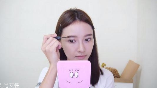 怎樣畫自然妝容 韓國自然妝容畫法步驟 怎樣畫自然妝容 韓國自然妝容畫法步驟