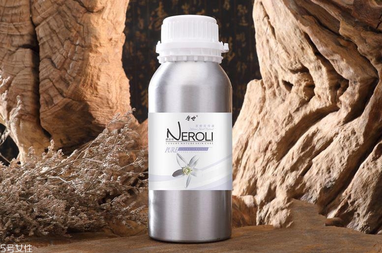 純露哪個(gè)牌子性?xún)r(jià)比高 世界三大純露品牌 純露哪個(gè)牌子性?xún)r(jià)比高 世界三大純露品牌