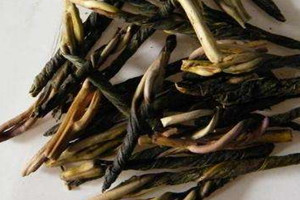 苦丁茶不能和什么一起吃 苦丁茶和什么相克 苦丁茶不能和什么一起吃 苦丁茶和什么相克