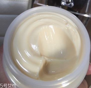 cpb按摩膏和pola按摩膏哪個(gè)好 pola按摩膏使用測(cè)評(píng) cpb按摩膏和pola按摩膏哪個(gè)好 pola按摩膏使用測(cè)評(píng)