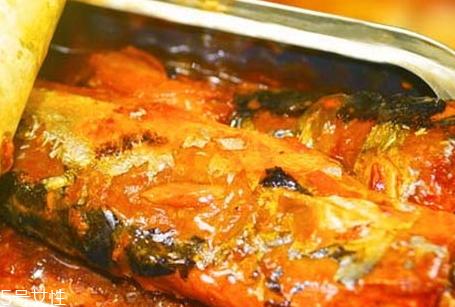 秋刀魚罐頭怎么吃 秋刀魚罐頭怎么做 秋刀魚罐頭怎么吃 秋刀魚罐頭怎么做