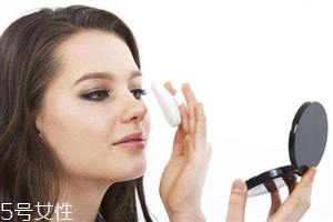 粉餅里面有滑石粉嗎 避免劣質粉餅滑石粉傷害