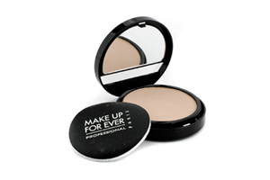 夏天適合用粉餅還是散粉 夏天用粉餅和散粉的區(qū)別 夏天適合用粉餅還是散粉 夏天用粉餅和散粉的區(qū)別