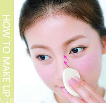 植村秀小燈泡粉餅怎么樣 植村秀小燈泡粉餅使用效果 植村秀小燈泡粉餅怎么樣 植村秀小燈泡粉餅使用效果