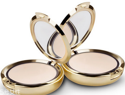 粉餅里面有滑石粉嗎 避免劣質(zhì)粉餅滑石粉傷害 粉餅里面有滑石粉嗎 避免劣質(zhì)粉餅滑石粉傷害