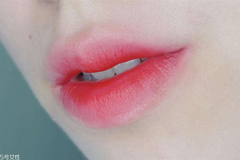 雅詩(shī)蘭黛戀愛(ài)310適合日常嗎 雅詩(shī)蘭黛戀愛(ài)310素顏嗎 雅詩(shī)蘭黛戀愛(ài)310適合日常嗎 雅詩(shī)蘭黛戀愛(ài)310素顏嗎