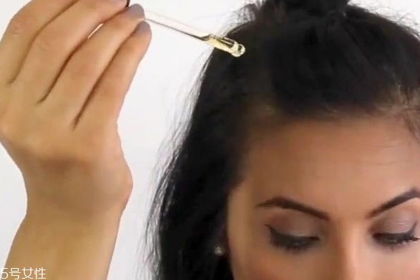 生發(fā)精油每次用多少 生發(fā)精油一次用量 生發(fā)精油每次用多少 生發(fā)精油一次用量