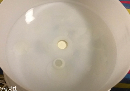 單方精油可以做香薰嗎？單方精油和復(fù)方精油哪個做香薰好