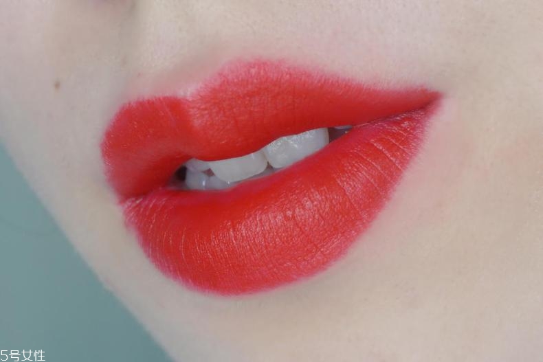 雅詩(shī)蘭黛戀愛(ài)310適合日常嗎 雅詩(shī)蘭黛戀愛(ài)310素顏嗎 雅詩(shī)蘭黛戀愛(ài)310適合日常嗎 雅詩(shī)蘭黛戀愛(ài)310素顏嗎