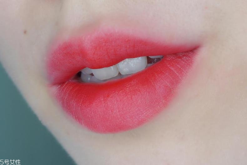 雅詩(shī)蘭黛戀愛(ài)310適合日常嗎 雅詩(shī)蘭黛戀愛(ài)310素顏嗎 雅詩(shī)蘭黛戀愛(ài)310適合日常嗎 雅詩(shī)蘭黛戀愛(ài)310素顏嗎