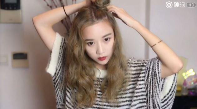 減齡雙丸子頭扎法步驟圖解 減齡雙丸子頭扎法步驟圖解