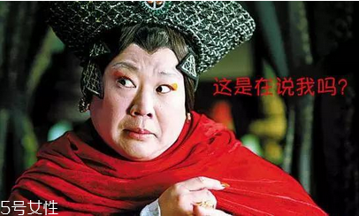 化妝卡粉是什么意思 導(dǎo)致卡粉的原因和解決方法 化妝卡粉是什么意思 導(dǎo)致卡粉的原因和解決方法