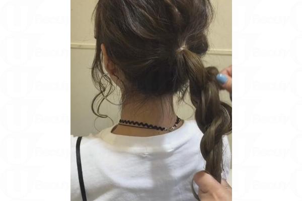 適合戴帽子的發(fā)型女 女生戴帽子發(fā)型扎法