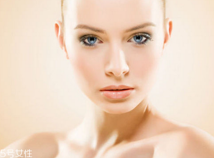 芭比布朗粉底液如何選擇色號 芭比布朗粉底液最白色號 芭比布朗粉底液如何選擇色號 芭比布朗粉底液最白色號