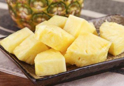 菠蘿里面發(fā)黑能吃嗎？切開菠蘿里面是黑色的怎么回事？