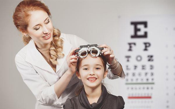 斜視是什么意思 斜視帶來(lái)生活的影響 斜視是什么意思 斜視帶來(lái)生活的影響