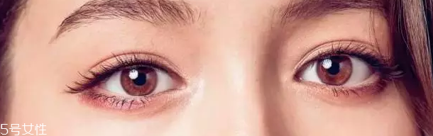 圓眼睛怎么畫下眼線 這么畫擺脫眼大無神 圓眼睛怎么畫下眼線 這么畫擺脫眼大無神