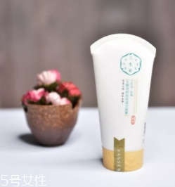 百雀羚三生花玫瑰系列怎么樣？三生花玫瑰花釀潤妍系列評測