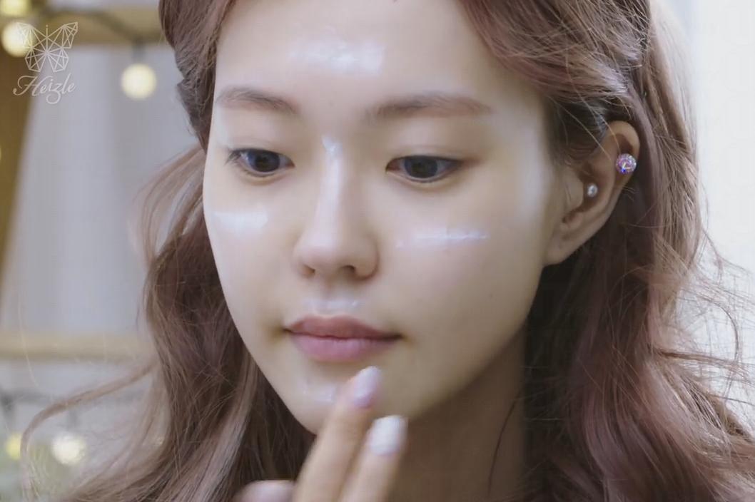 冬日初雪夢(mèng)幻妝容教學(xué)