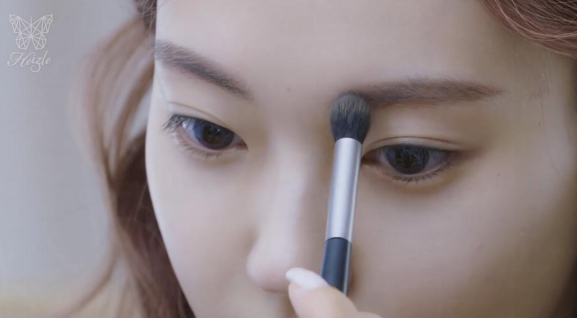 冬日初雪夢(mèng)幻妝容教學(xué)