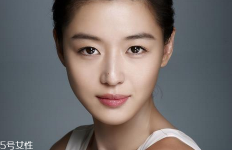 得鮮和美寶蓮遮瑕哪個(gè)好 得鮮和美寶蓮遮瑕區(qū)別對(duì)比 得鮮和美寶蓮遮瑕哪個(gè)好 得鮮和美寶蓮遮瑕區(qū)別對(duì)比