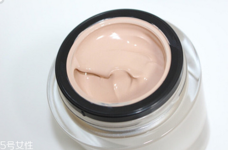 阿瑪尼素顏霜遮顏效果如何 阿瑪尼素顏霜使用效果圖 阿瑪尼素顏霜遮顏效果如何 阿瑪尼素顏霜使用效果圖