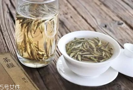 白茶不適合什么人喝 白茶適宜人群 白茶不適合什么人喝 白茶適宜人群