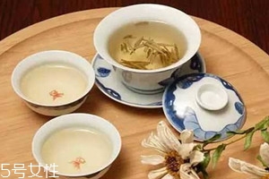 白茶不適合什么人喝 白茶適宜人群 白茶不適合什么人喝 白茶適宜人群