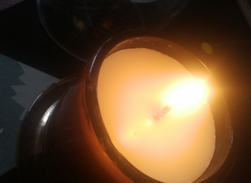 香薰蠟燭怎么滅？香薰蠟燭可以用嘴吹滅嗎