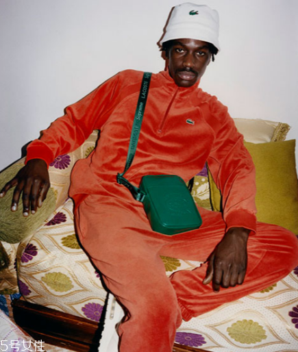 supreme與lacoste2018春夏聯(lián)名在哪買_有哪些款式 supreme與lacoste2018春夏聯(lián)名在哪買_有哪些款式