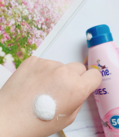 水寶寶防曬噴霧油不油？水寶寶防曬噴霧適合油皮嗎