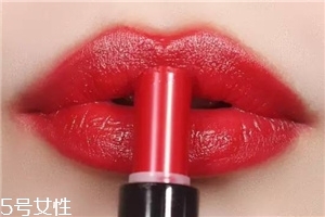 平價(jià)口紅和大牌口紅的使用測(cè)評(píng) 十支平價(jià)大牌口紅試色 平價(jià)口紅和大牌口紅的使用測(cè)評(píng) 十支平價(jià)大牌口紅試色