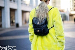 今年流行什么樣的雙肩包？2022最流行的雙肩包