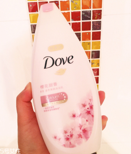 多芬和力士的沐浴露哪個好 多芬和力士的沐浴露對比測評 多芬和力士的沐浴露哪個好 多芬和力士的沐浴露對比測評