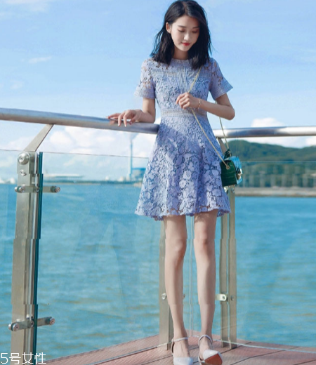 高瘦女生穿什么連衣裙？最適合高瘦女生的連衣裙款式