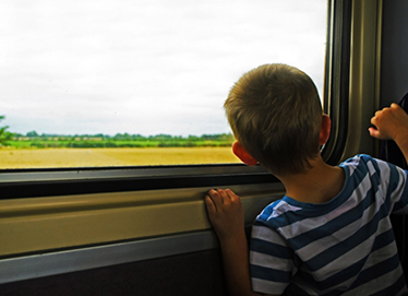 春節(jié)回家暈車怎么辦？別吃東西聞橘皮