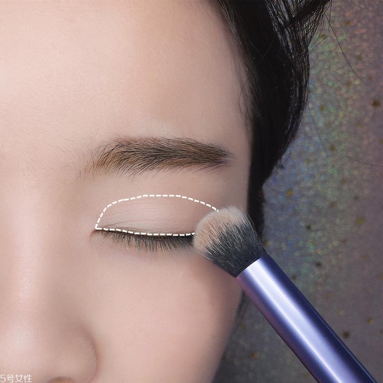 小貓眼妝用什么顏色眼影 紫色和橘色眼影搭配教程 小貓眼妝用什么顏色眼影 紫色和橘色眼影搭配教程