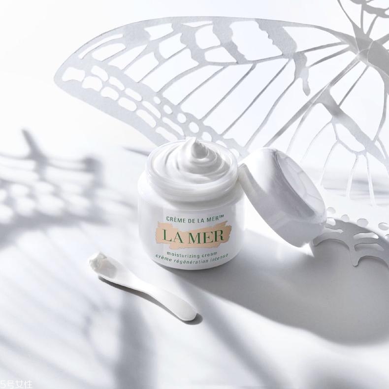 45歲左右適合什么面膜 肌膚抗老全攻略 45歲左右適合什么面膜 肌膚抗老全攻略