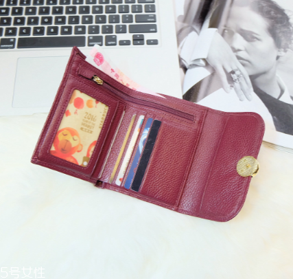 錢包可以用藍色嗎？藍色錢包好嗎