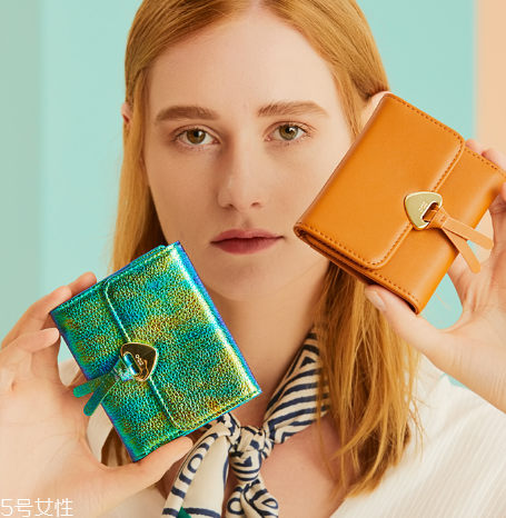 錢(qián)包泡了水怎么辦？錢(qián)包被水泡了恢復(fù)方法