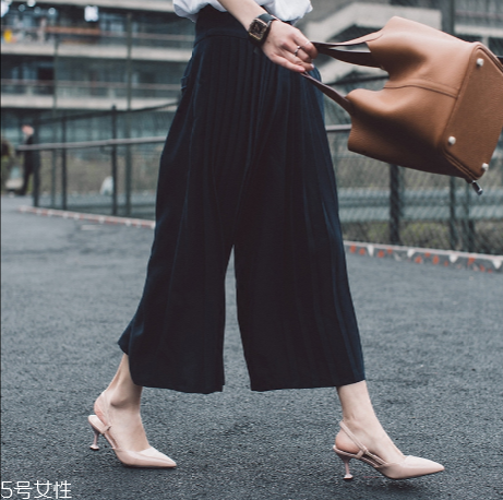 矮個(gè)子穿什么鞋子顯高？顯腿長(zhǎng)的鞋子款式推薦