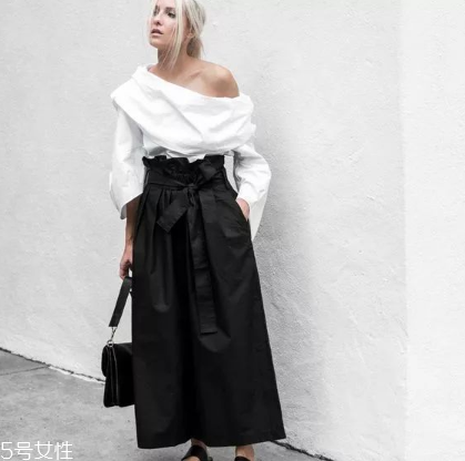 紙袋褲怎么搭配？紙袋褲搭配技巧