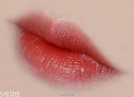 3ce 909和mac chili哪個(gè)好 mac chili口紅正確涂抹方法 3ce 909和mac chili哪個(gè)好 mac chili口紅正確涂抹方法