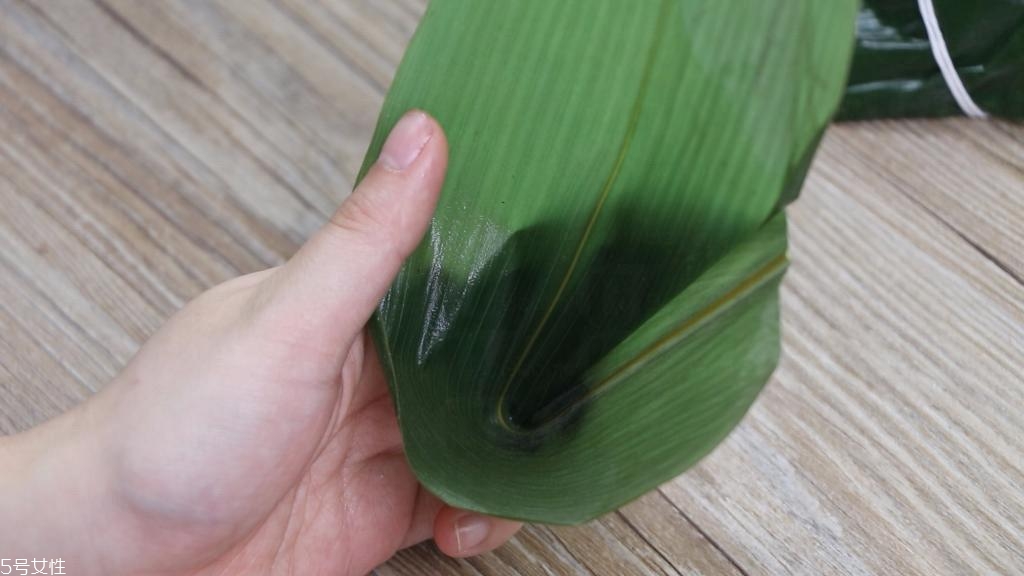 迷你水晶粽子的做法和包法 迷你水晶粽子的做法和包法