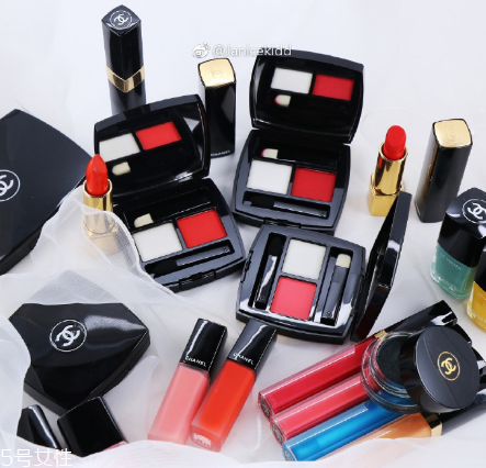 香奈兒唇頰露多少錢 香奈兒全新coco柔霧唇頰露色號試色 香奈兒唇頰露多少錢 香奈兒全新coco柔霧唇頰露色號試色